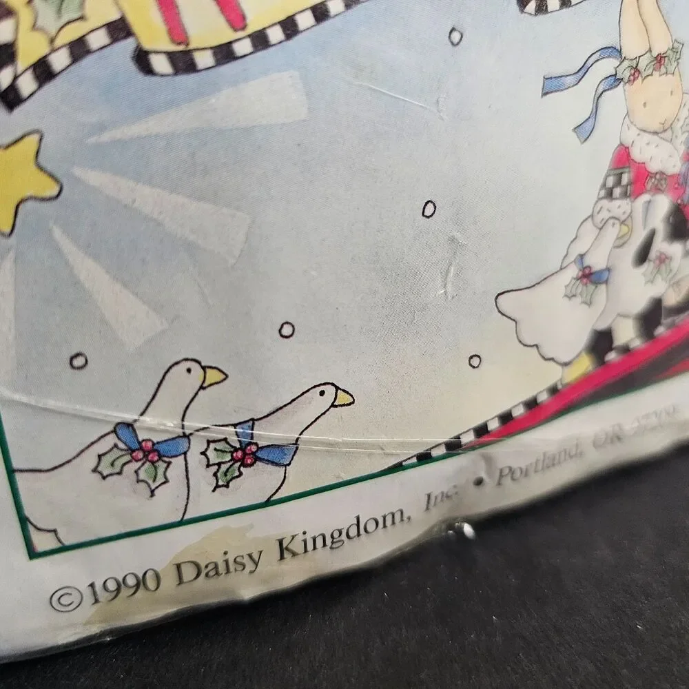 Daisy Kingdom Holiday Noel Collection Craft Kit Aprons and Placements Christmas